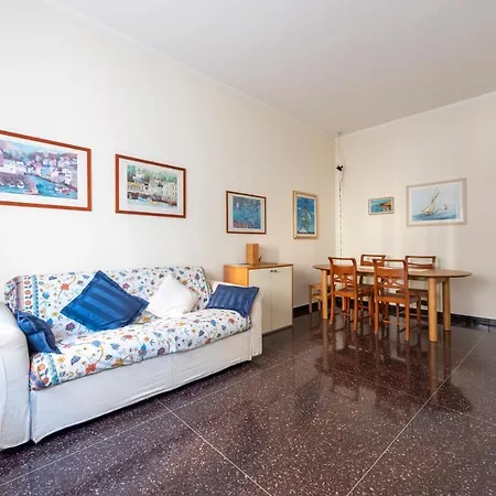 Joivy Cosy Family Flat Near Sturla Beach *
