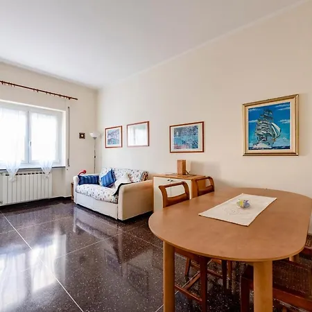 Joivy Cosy Family Flat Near Sturla Beach Daire