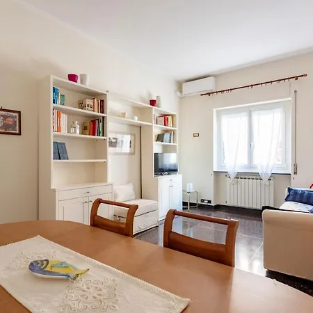 Joivy Cosy Family Flat Near Sturla Beach 公寓