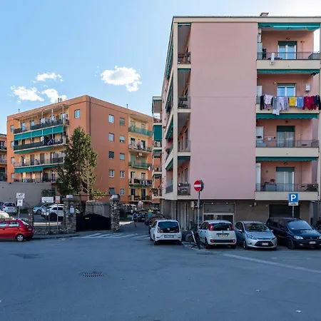 Joivy Cosy Family Flat Near Sturla Beach *