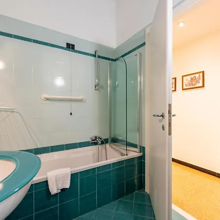 Joivy Cosy Family Flat Near Sturla Beach شقة جنوة