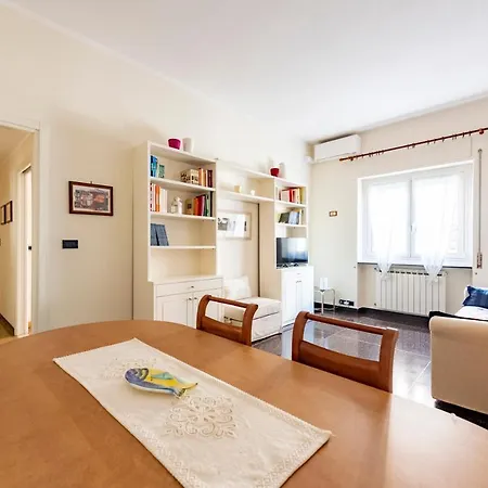 Joivy Cosy Family Flat Near Sturla Beach *